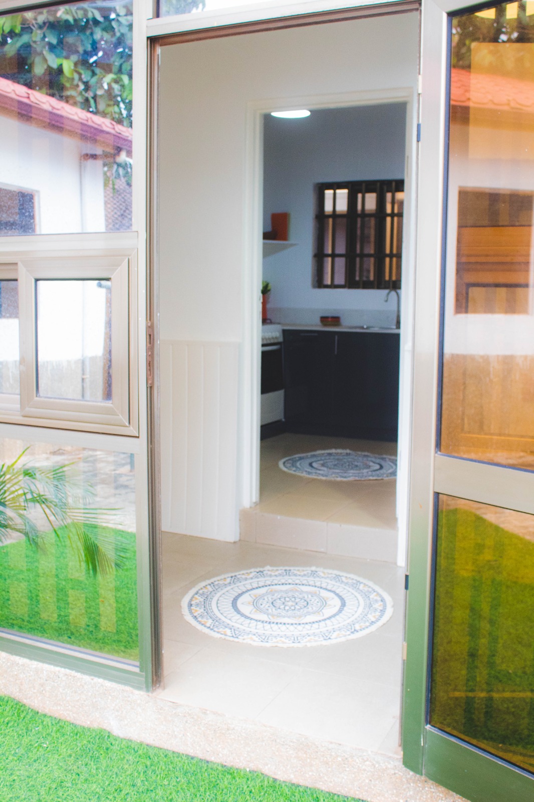 In addition to the 10 bedroom house, the Addo Gonno branch has 2, one-bedroom cottages, replete with a kitchen, living room and bathroom.